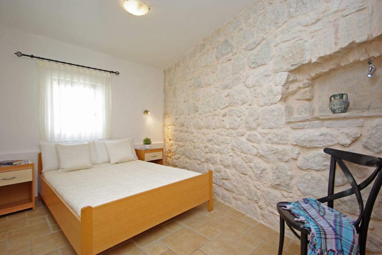 Appartamento Steinhaus Dalmatien Podaca Esterno foto