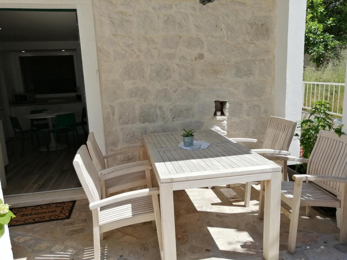Appartamento Steinhaus Dalmatien Podaca Esterno foto